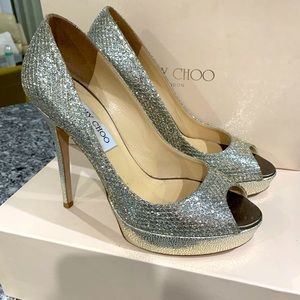 Jimmy choo glitter pump.